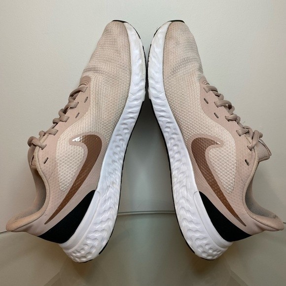 Nike Revolution 5 - Barely Rose - Picture 6 of 9